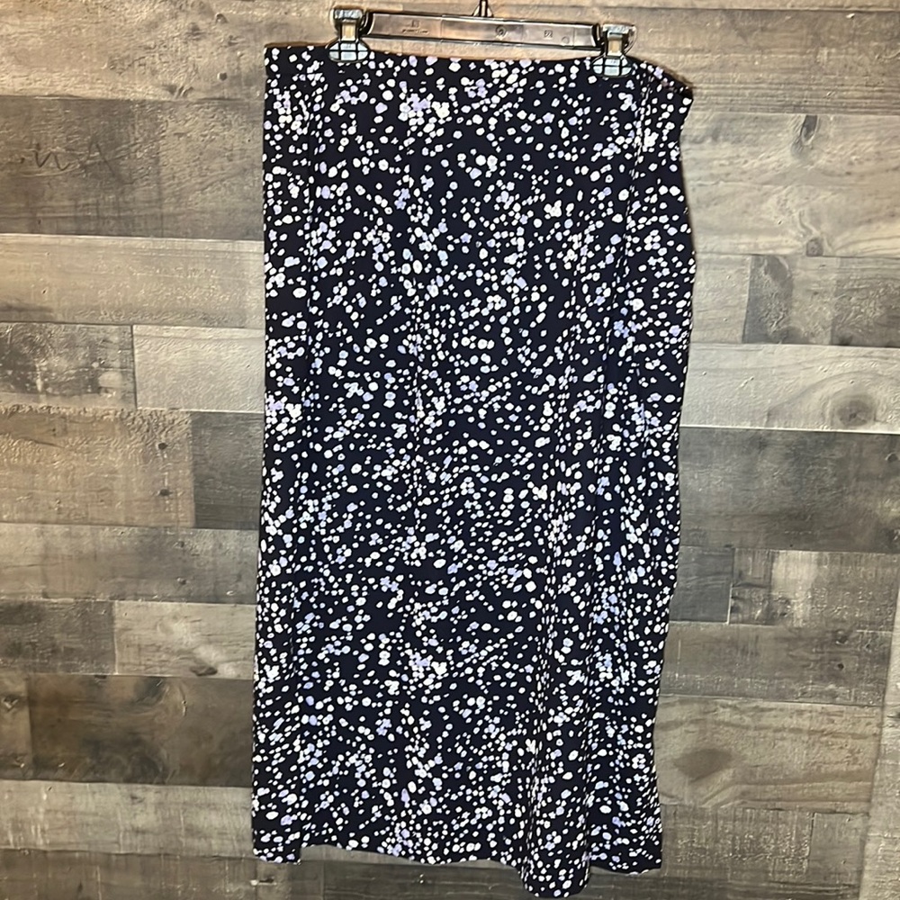 Pendleton Black with Violet and White Flowers Skirt